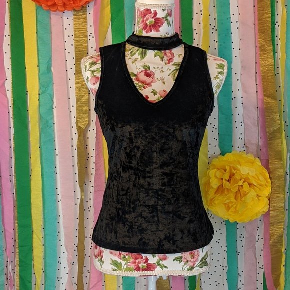 Candie's Tops - Candies Velvet Top - Size M